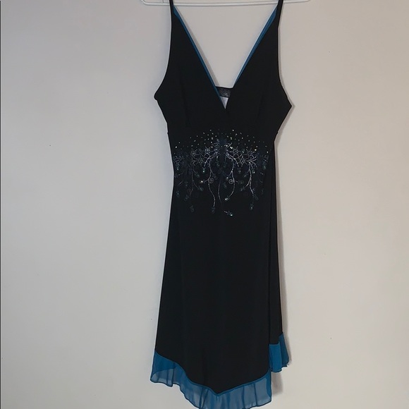 Beautiful dress by Pia. - Picture 1 of 3